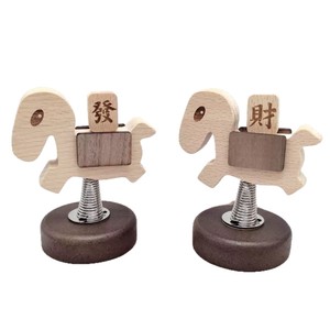 Cheval à bascule en bois massif, ornement en hêtre et noyer noir, décoration Feng Shui pour bureau, maison, étude, cadeau - Product Image 5