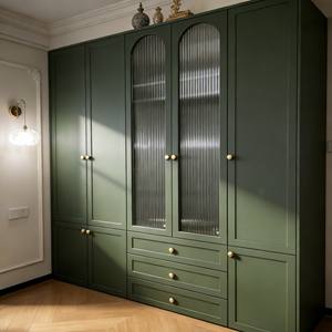 Armario Verde de 6 Puertas con Vidrio Acanalado para Dormitorio, Mueble Elegante de Madera Resistente - Product Image 2