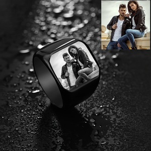 Trendy, populaire, op maat gemaakte laser gegraveerde foto <span class=keywords><strong>ring</strong></span> van roestvrij staal voor koppels, uniek, DIY, gepersonaliseerd - Product Image 6