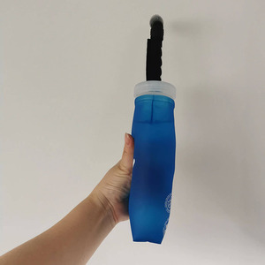 500ml, 600ml Conception Personnalisée Pliable Squeeze Outdoor TPU Bouteille d'Eau Sport Soft Flask avec Paille - Product Image 4