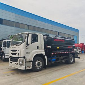 Camion-citerne d'aspiration de boues 1SU2U de haute qualité, 16000L, pour aspiration de fumier et dragage des égouts, état neuf, à vendre - Product Image 1