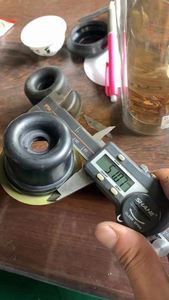 Con Dấu Bụi Phanh Cho <span class=keywords><strong>Ford</strong></span> Holland Tractor 86576339 C5NN2N336A 82037652 Van Dầu - Product Image 5