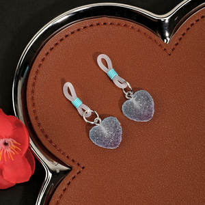 Pinzas de pecho suaves Candy Q con diseño de corazón mate, juguetes de coqueteo SM para mujeres, juegos para parejas adultas - Product Image 4