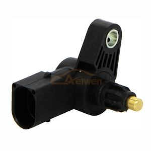 Aelwen Interrupteur de feu de recul de voiture utilisé pour <span class=keywords><strong>MERCEDES</strong></span> W202 W210 OE NO. A2035450106 2035450106 32005-HG00A 32005HG00A - Product Image 1