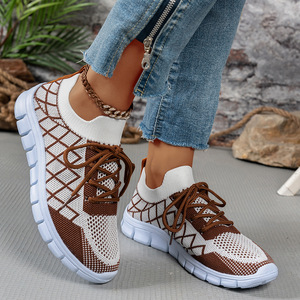 Chaussures de marche décontractées tendance pour femmes, grande taille 36-43, légères, respirantes, en maille, couleurs contrastées - Product Image 2