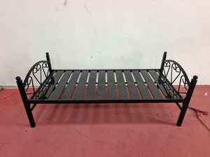 Lit simple en métal à tube carré en acier noir robuste en fer forgé <span class=keywords><strong>pas</strong></span> <span class=keywords><strong>cher</strong></span> - Product Image 2