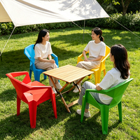 Vente directe d'usine, chaises en plastique empilables pour l'extérieur, fauteuils robustes pour le jardin, marché nocturne en plein air, pique-nique