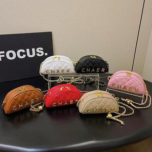 Bolso bandolera de lujo con correa de cadena para mujer, cartera acolchada con diamantes, bolso de maquillaje a la moda, bolso de lujo para mujer de un solo hombro - Product Image 2