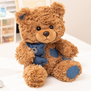 8739 Nuovo Stile Orsacchiotto di Peluche Morbido e Coccoloso Marrone con Jeans, Giocattoli di Peluche a Forma di Orso che Abbraccia, Regali di Natale per Bambini - Product Image 2