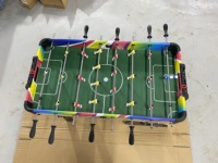 Table de jeu sportive combinée 4-en-1 YDZC 33 pouces avec pieds pliables, incluant billard, hockey, tennis, football, en MDF, certifiée EN71