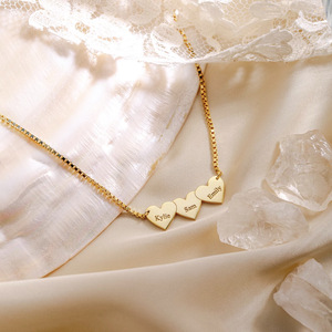 Collana Hainon tre cuori con nome collegato in acciaio inox ciondolo con <span class=keywords><strong>parole</strong></span> incise per la festa della mamma collana - Product Image 6