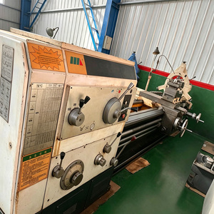 Tour horizontal manuel d'occasion Baoji CS6140, robuste, avec cône de broche BT40, garantie 1 an, tournage de filetages précis, fonctionnement stable - Product Image 3