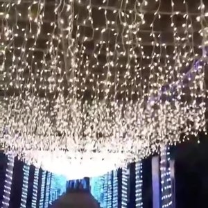 <span class=keywords><strong>Guirlande</strong></span> <span class=keywords><strong>lumineuse</strong></span> LED imperméable pour extérieur, lumières de fée en forme de glaçons, rideau de Noël, décoration de rue pour le Nouvel An, mariage, vacances - Product Image 1