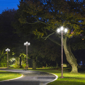 Farola de Jardín de Hierro para Exteriores con Pantalla de Vidrio LED, Luz Blanca Cálida de 2700K, IP65, Bombilla A19 No Desmontable, AC 220V, Sensor de Movimiento, Energía Solar - Product Image 2