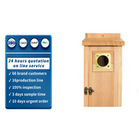 Nichoir en bois pour oiseaux, boîte à nids d'extérieur avec porte avant à loquet, plaque d'entrée en métal, trou rond, toit incliné pour jardin