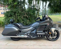 Moto de tourisme Honda Gold Wing F6B GL1800 1832cc à refroidissement liquide, six cylindres en ligne, transmission par arbre, pour longues distances, à essence