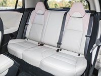 Offre Spéciale : Lynk & Co 06 EM-P 2025 PHEV SUV – Grande Autonomie, Économie de Carburant Maximale, Technologie Intelligente pour les Déplacements Quotidiens et Hautes Performances
