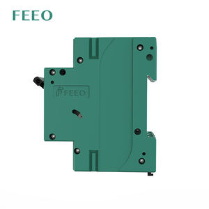 <span class=keywords><strong>Disjoncteur</strong></span> différentiel automatique 15A 3 pôles 800VDC 10KA pour système solaire, type enfichable, montage sur rail DIN - Product Image 6