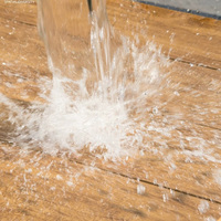 Meubles de patio modernes en plastique et bois, résistants à l'eau et au soleil, empilables, durables, ensembles de tables et de chaises d'extérieur