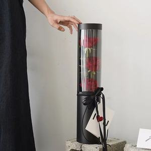 Ramo de rosas artificiales de jabón, caja de regalo de San Valentín para amantes - Product Image 3