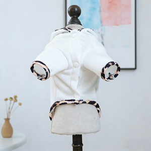 Sweat-shirt à capuche imprimé léopard blanc pour petits et moyens chiens et chats, vêtements pour animaux de compagnie quatre saisons, matériau en polyester - Product Image 2