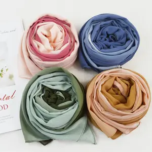 High Quality Women hijabs supplier dye color bubble chiffon gradient ombre colorful silk scarf Malaysia tudung bawal head scarf