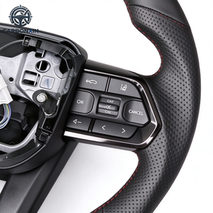 Volante Deportivo de Fibra de Carbono con Diseño a Color para Toyota Land Cruiser LC79 LC76 LC70 LC300 - Product Image 5