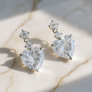 Eleganti Orecchini Pendenti a Cuore con Cristalli, Montatura in Argento 925, Gioielli da Sposa per Donne, Orecchini in Cristallo Pregiato - Product Image 2