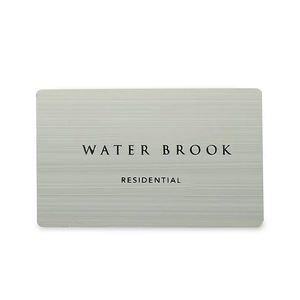 Cartes de visite personnalisées en métal VIP couleur gris couleur argent - Product Image 2