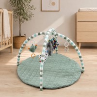 Tapis de jeu pour bébé vert sauge, tapis en coton matelassé personnalisable, style minimaliste scandinave, jouets éléphant et cactus, certifié CPC