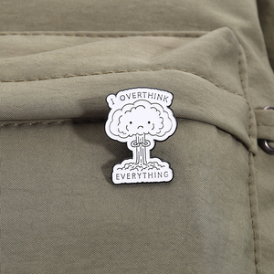 Broche en émail créative en forme de nuage de champignons de dessin animé, avec slogan <span class=keywords><strong>humoristique</strong></span> et citation, badge de revers en métal tendance, cadeaux décoratifs - Product Image 3