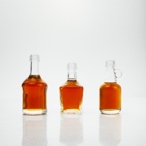 Mẫu Miễn Phí Nhãn Hàng Theo Yêu Cầu Chai Thủy Tinh Mini Rỗng <span class=keywords><strong>50</strong></span> <span class=keywords><strong>Ml</strong></span> 100Ml 200Ml 350Ml 750Ml Cho Rượu <span class=keywords><strong>Vodka</strong></span> Rượu Mạnh - Product Image 6