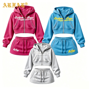 Abbigliamento Vintage Autunnale per Donne, Felpa con Zip e Pantaloncini in Spugna Francese con Logo Personalizzato e Strass, Tuta da Donna in 2 Pezzi - Product Image 1