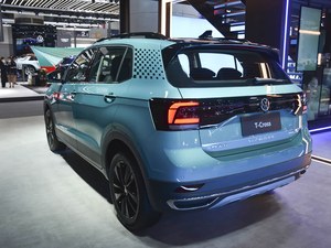 2025 pour <span class=keywords><strong>T</strong></span>-<span class=keywords><strong>Cross</strong></span> 300tsi DSG Comfort Edition 1.5L Essence SUV Traction avant 5 places Électrique Autonomie 550 km Fabriqué en Chine - Product Image 5