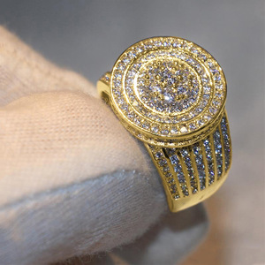 Bague de luxe étincelante pour femme, bijou de doigt élégant et tendance - Product Image 2