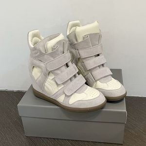 Chaussures de sport décontractées à tige haute de style européen <span class=keywords><strong>et</strong></span> américain, chaussures de rue pour femmes avec rehausseurs de hauteur intégrés - Product Image 2