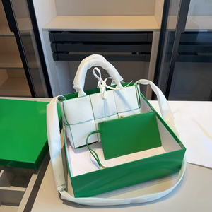 กระเป๋าสะพายพาดลำตัวสะพายไหล่เดียวของผู้หญิงสไตล์วินเทจหรูหรากระเป๋าเดินทางปรับแต่งได้ระดับไฮเอนด์กระเป๋าแฟชั่นวินเทจ - Product Image 1