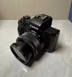 กล้อง <span class=keywords><strong>Canon</strong></span> <span class=keywords><strong>M50</strong></span> สภาพ 90% พร้อมเลนส์ 15-45 มม. กล้องมิเรอร์เลสสำหรับถ่ายภาพระดับเริ่มต้น ความละเอียด 24.1 ล้านพิกเซล กล้องมือสอง - Product Image 3