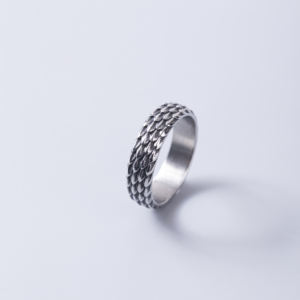 하이 퀄리티 도매 전통 복고풍 양각 스테인레스 스틸 반지 개인 디자인 소년 남성 반지 - Product Image 4