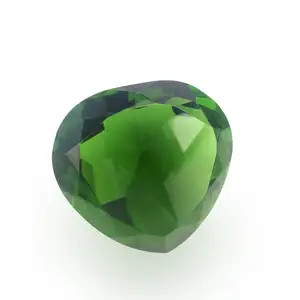 हरे रंग की शैली हृदय हीरा कागज के लिए रंगीन ग्लास पत्थर