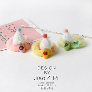 Coletero de Felpa con Diseño de Helado de Dibujos Animados para Otoño e Invierno, con Perlas y Forma de Cono, para Niñas y Estudiantes - Product Image 2