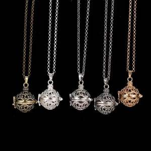 Kingcome Retro langkettige hohle Anhänger Harmony Bell Angel Ball Anhänger Halskette Wssential Oil Diffusor Halskette - Product Image 1