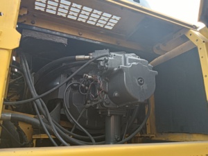 รถขุดไฮดรอลิกขนาดใหญ่ทรงพลัง Cummins Komatsu PC460-8 มือสอง 257 กิโลวัตต์/268 แรงม้า ความจุบุ้งกี๋ 2.1-2.8 เมตร สำหรับงานโครงสร้างพื้นฐานหลักๆ เช่น ถนน - Product Image 6