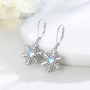Orecchini Pendenti a Fiocco di Neve in Argento 925 con Cristalli e Strass, Classici da Donna per Uso Quotidiano, Colore Oro Bianco con Montatura a Griffe - Product Image 3