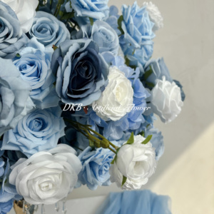 Bola de flores blancas artificiales románticas al por mayor, Bola de flores de mesa navideña para centro de mesa de boda - Product Image 6