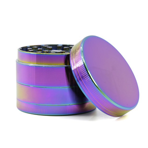 Grinder Magnetico per Erbe e Tabacco con Logo Personalizzato, 50mm, 4 Strati, in Lega di Zinco |   Macina Spezie Multicolore con Denti a Diamante Sfumati Arcobaleno - Product Image 3