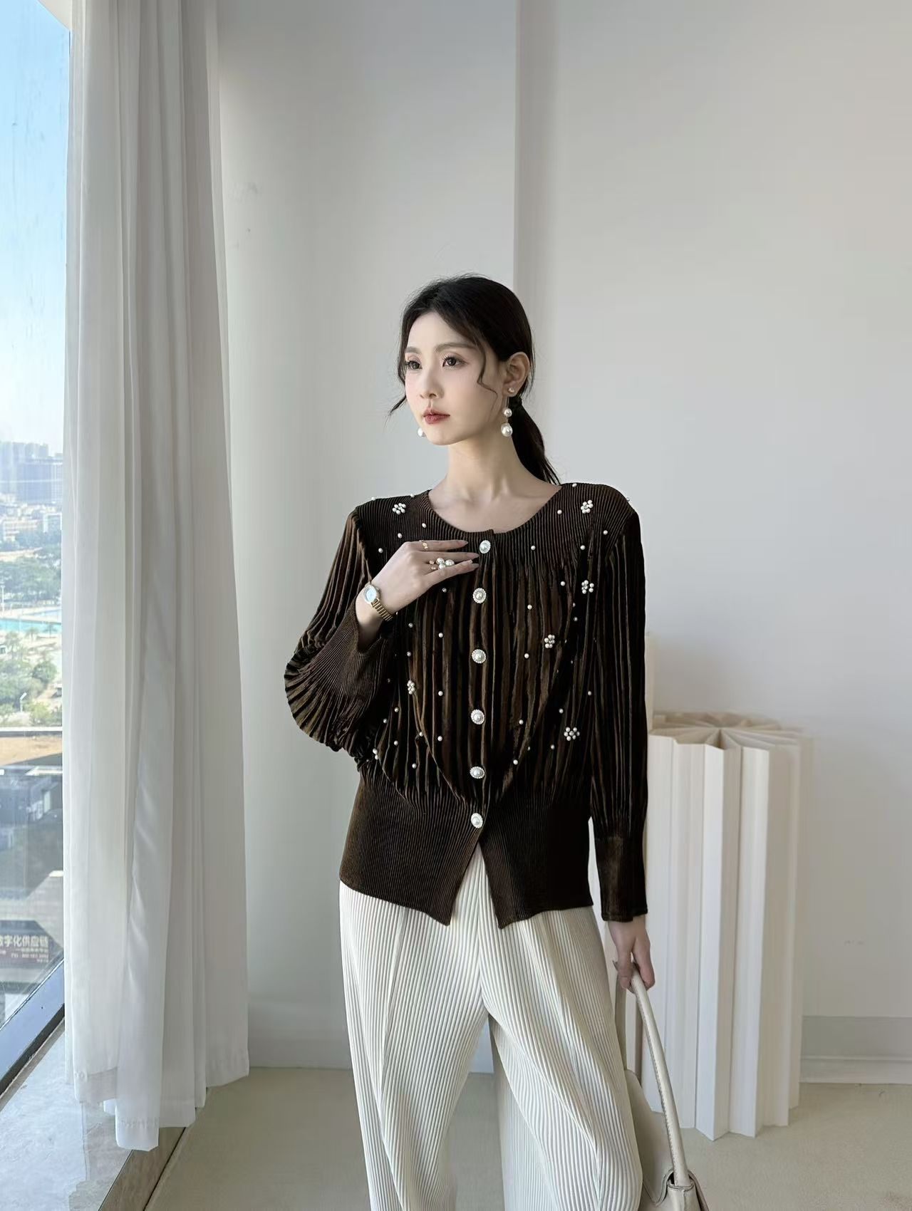 สีน้ำตาล