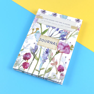 Soporte de implementación y diario guiado de autocuidado para esposas militares A5 Cuaderno de tapa dura Cubierta de papel Rastreadores reflectantes Indicaciones - Product Image 1