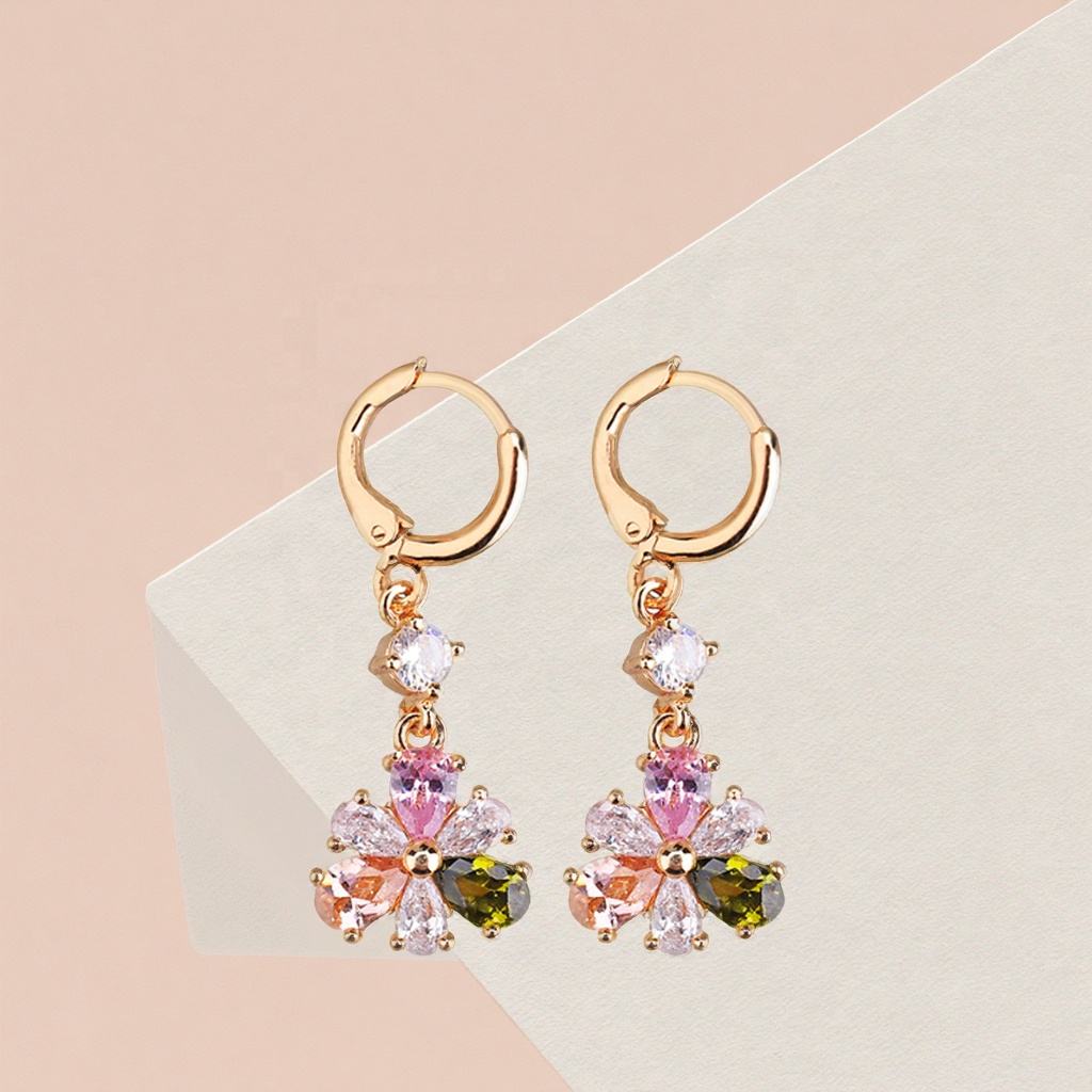 Hengdian Wholesale Women Jewelry Flower Earring Italy New Arrival Fashion  18 k Gold Drop Earrings for Sale