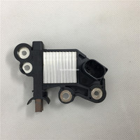 Nouveau régulateur d'alternateur de voiture 14V pour Bosch 0272220822 1986AE0018 pour Mercedes Benz C250 C300 A205 Moteur Régulateurs d'alternateur
